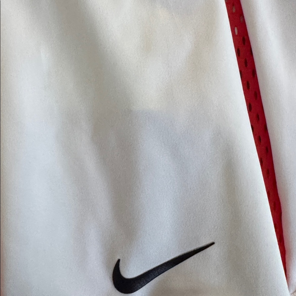 Nike Dri-FIT pleated skirt - Picture 2 of 4